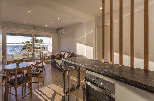 Cadiz Apartment | DELFIN Sunny Home by Cadiz4Rentals
