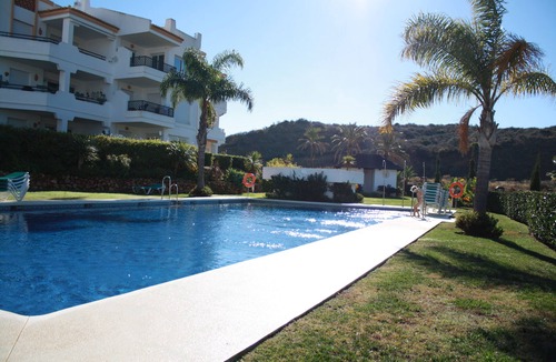 Mijas Apartment | Delicate apartment on the ground floor with child friendly, enclosed garden