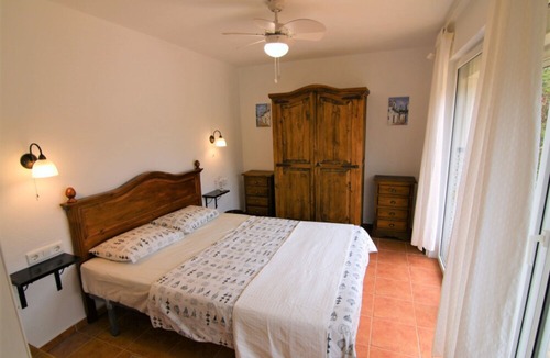 Canillas de Aceituno House | Delightful 2-bedroom bungalow 'Vinuela', sleeps 4, in country holiday complex