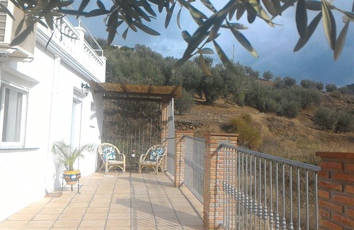 Canillas de Aceituno House | Delightful Studio 'Rubite' w/Mountain Views, sleeps 2
