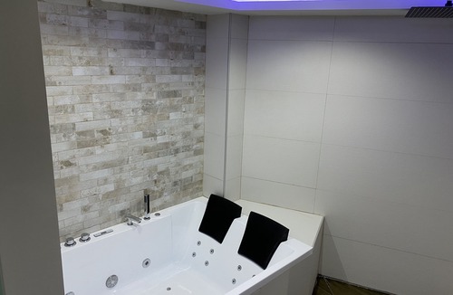 Linares Apartment | Deluxe Gold