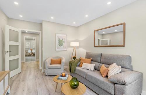 Figares Apartment | Descubre la Magia de Granada en este apartamento