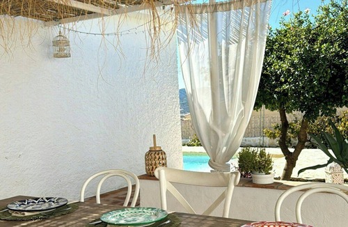 Alcaucin House | Design rustic villa in Alcaucín with pool