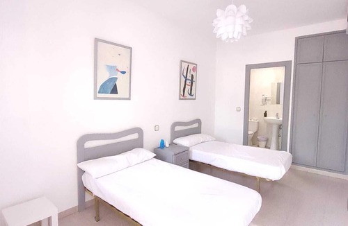 San Martin de Montalban Hostel | Double room with 1 double bed or 2 single beds