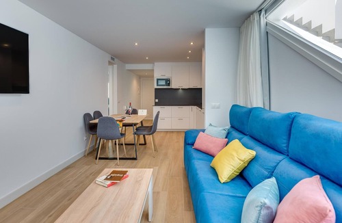 Historic Center of Estepona Apartment | Duplex penthouse with private solarium and jacuzzi in Estepona