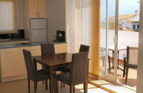 Castillo de Sabinillas Apartment | Duquesa Harbour Club Aparthotel