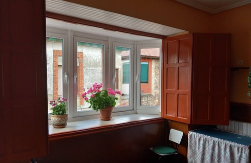 Poladura de la Tercia Apartment | Eclipse Apartment. Spectacular view of the eclipse, a 15-minute drive away