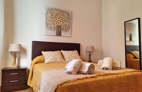 Centro Comercial Apartment | Eduardo Lucena 5, Casco Histórico