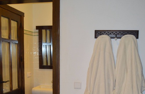 Montemayor Apartment | EL Arco Tourist Cordoba