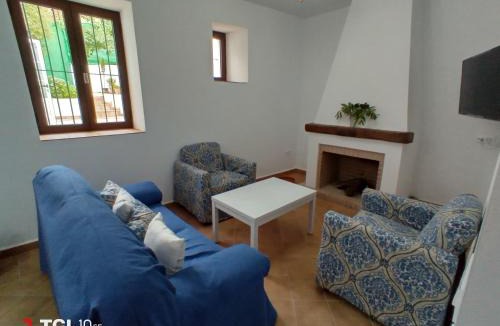 Cazalla De La Sierra House | El Barranquillo