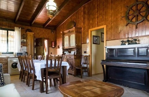 Antequera Cottage | El Canal rural accommodation for 9 people