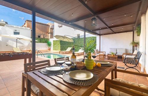 Ugijar Apartment | El Carmen - Villa Rural con Piscina Privada y Patio Andaluz