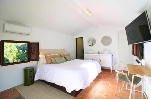 Jabugo House | El Castañero Only Adults by SIERRA VIVA