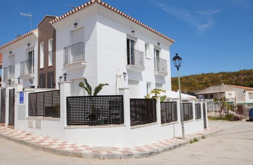 Almayate Bajo Apartment | El chorrillo 7