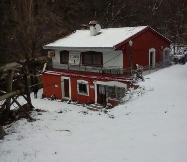 Guejar Sierra Ski Chalet | El cortijo azul
