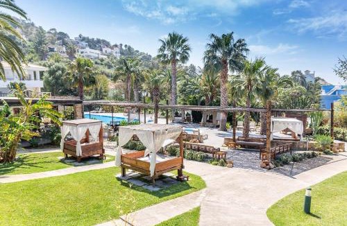 Atlanterra Hotel | El Cortijo de Zahara by QHotels