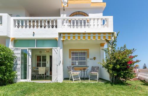 El Faro Apartment | El Faro Home with a View - Sea View, Pool, Garden, Pet-Friendly