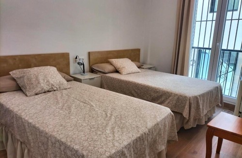 Centro - Sagrario Apartment | El Jardin de la Duquesa