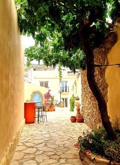 Oria House | El Jardin Secreto