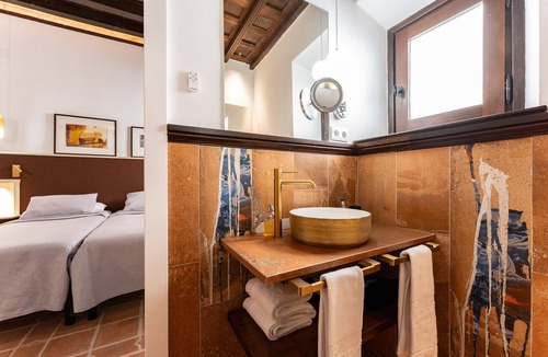 Albaicin Apartment | El Ladron de Agua - Exclusive 2 Bedroom Apartment