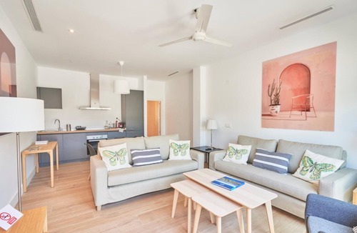 Palmones Apartment | El Limonar 4: Great apartment with terrace
