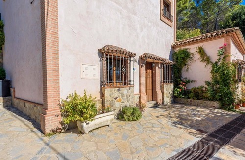 Montecorto Villa | El Manantial de Montecorto by Ruralidays