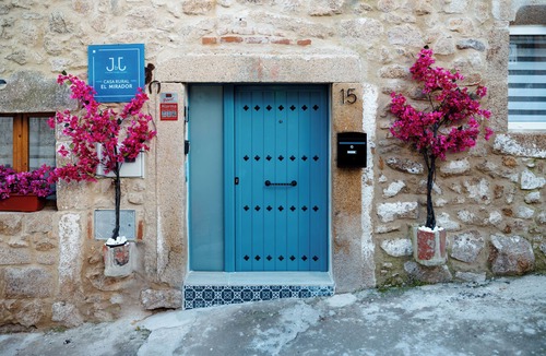 Montanchez Cottage | El Mirador de Montánchez Country House with Jacuzzi and Pool *