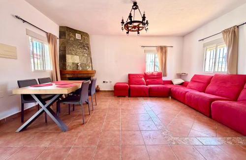 Campanillas Villa | El Naranjo del Abuelo
