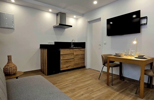 Pedregalejo Hostel | El Nogal Home - Hostel