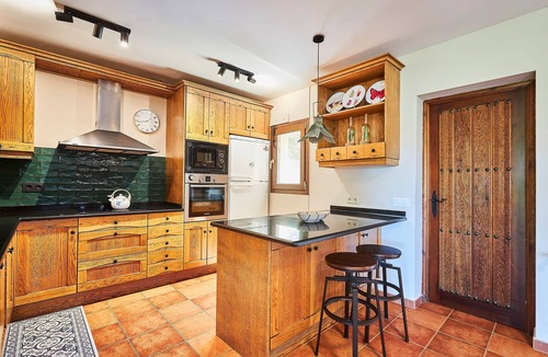 Uceda Ski Chalet | El Olivo de Caraquiz. Cottage 45 minutes from the center of Madrid!