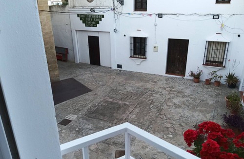 Setenil de las Bodegas House | El Patio Lodging