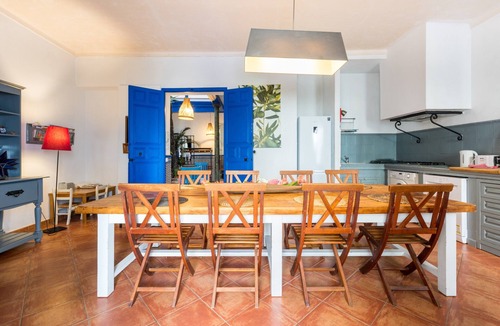 Rio Velez House | El Patio Andaluz – House with Pool for Groups (13 Guests) in Vélez-Málaga