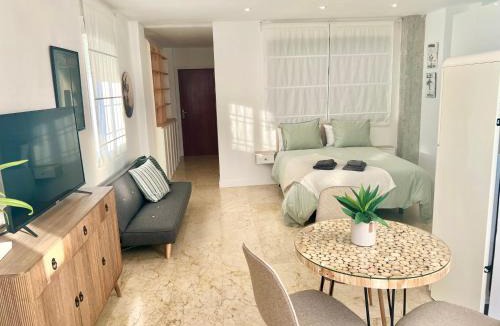 Centro Comercial Apartment | El patio de Cruz Conde