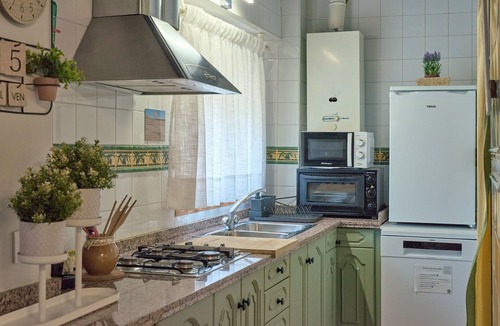 Hornachuelos House | El Refugio Country House with Pool, BBQ, Mountain Views and Wi-Fi in Natural Park