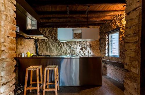 Valdelarco House | El Risco del Lomero, Alberca 4 Huesp max
