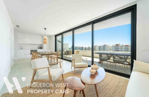 Fuengirola Apartment | El Sol Sur - South-Facing Terrace with Pool Views, Fuengirola