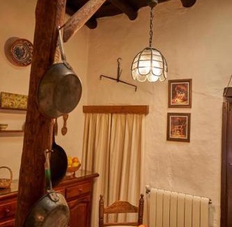 Fuenteheridos House | El Tragaluz I