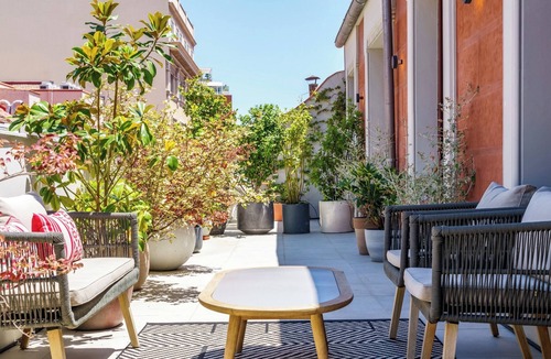 Cortes Apartment | Elegant 5-Bedroom Apartment with Terrace in the Heart of Madrid