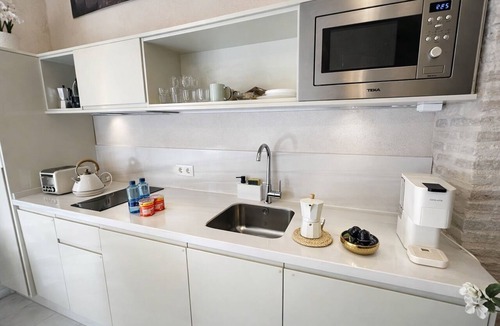 Triana Apartment | Elegant and Exclusive Premium Loft in Triana + Private Patio & Top Location