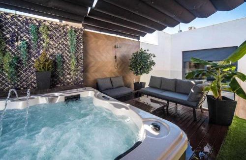 San Lorenzo Apartment | Elegant Duplex 3 Master Bedrooms and Private