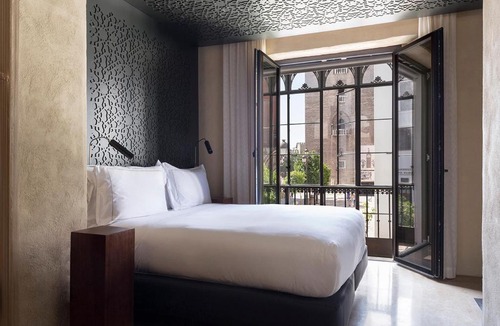 Santa Cruz Hotel | EME Catedral Mercer Hotel