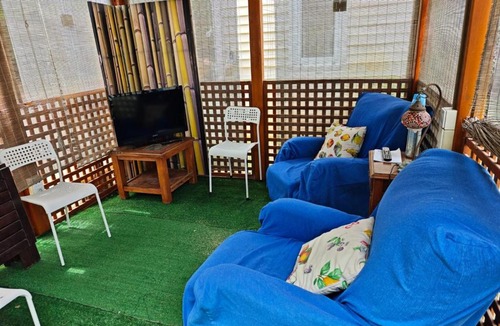 Rota House | En Finca Las Dunas dos Chalets con jacuzzis en primera linea de playa , uno de 4 dormitorios y otro de 2 dormitorios, Llama al Seiscientos veintisiete Cuatrocientos diecisiete Trescientos noventa y ocho