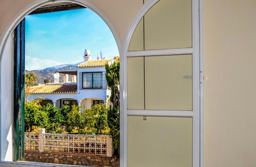 Mezquitilla Apartment | Encantador ático cerca del mar