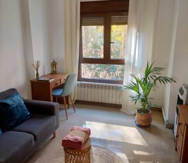Pinos Genil Apartment | Encantador Apartamento cerca de Sierra Nevada y la Alhambra