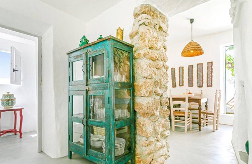 Casarabonela House | Enjoy a relaxing vacation in this stunning vacation home.