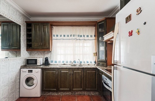 Campano House | Enjoy Conil Near the Sea with Private Pool and Barbecue – Villa Mayo