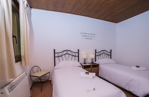Casillas Hotel | Eras del poeta