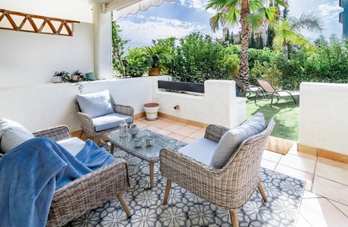 New Golden Mile Apartment | SSG- Modern 2 bedroom apartment sunset golf