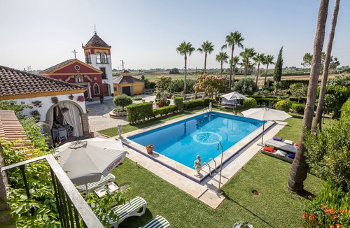 Los Palacios y Villafranca Villa | CHRISTMAS AND JANUARY OFFER! COUNTRY HOUSE AT 25 KM FROM SEVILLA, SWIMMING POOL, WIFI, A/C