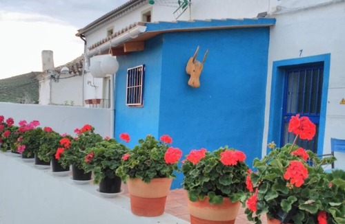 Alcala la Real House | Es un alojamiento rural, rodeado de naturaleza: olivos, almendros y tranquilidad